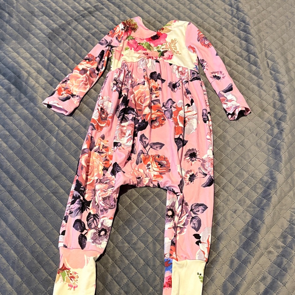 Macy Kate boutique- long sleeve romper